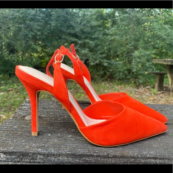 ALDO Orange Pointed Toe Sling Back Heels - Picture 2 of 5